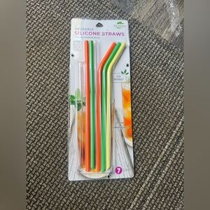 NWT Biosmart Silicone Straws